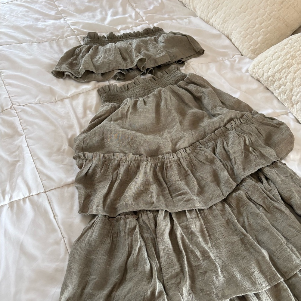 Two-Pice Maxi Strapless Top & Skirt Set
